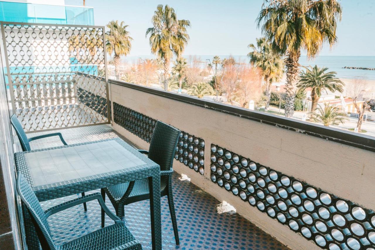 Hotel Continental San Benedetto del Tronto Extérieur photo