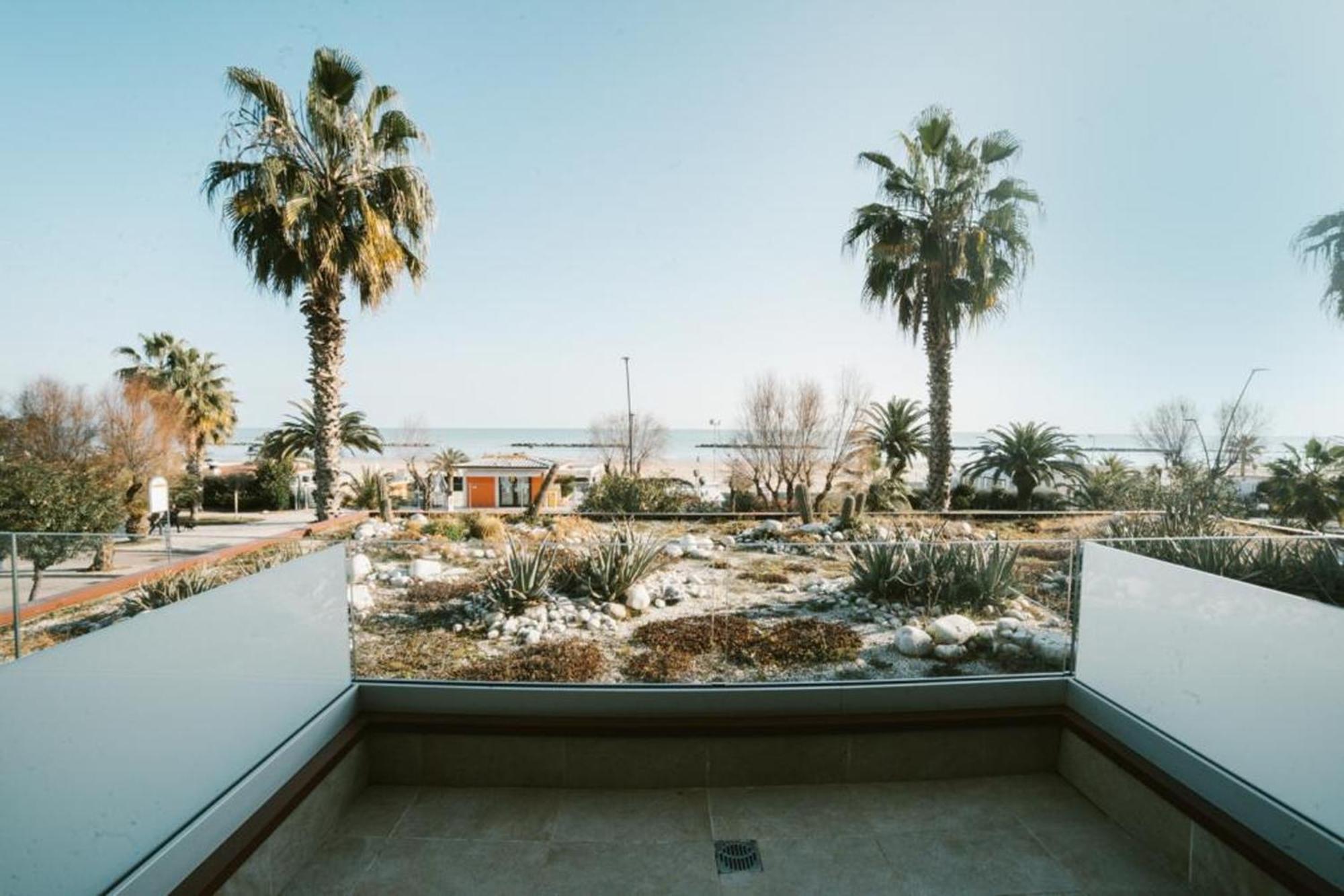 Hotel Continental San Benedetto del Tronto Extérieur photo