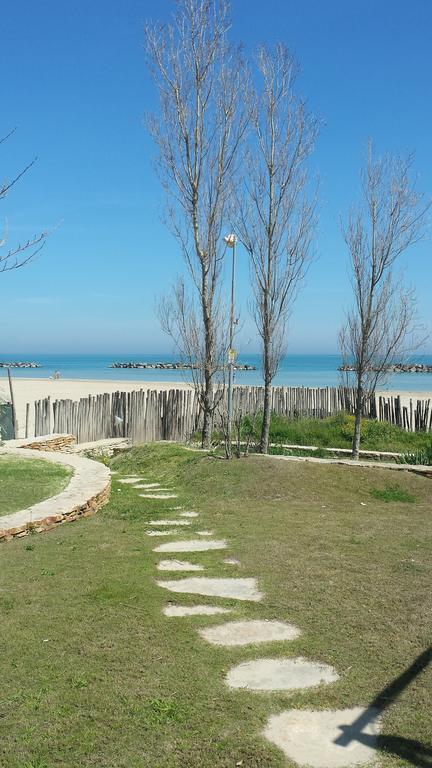 Hotel Continental San Benedetto del Tronto Extérieur photo